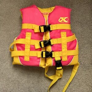 DBX Life Jacket (30-50 lbs)